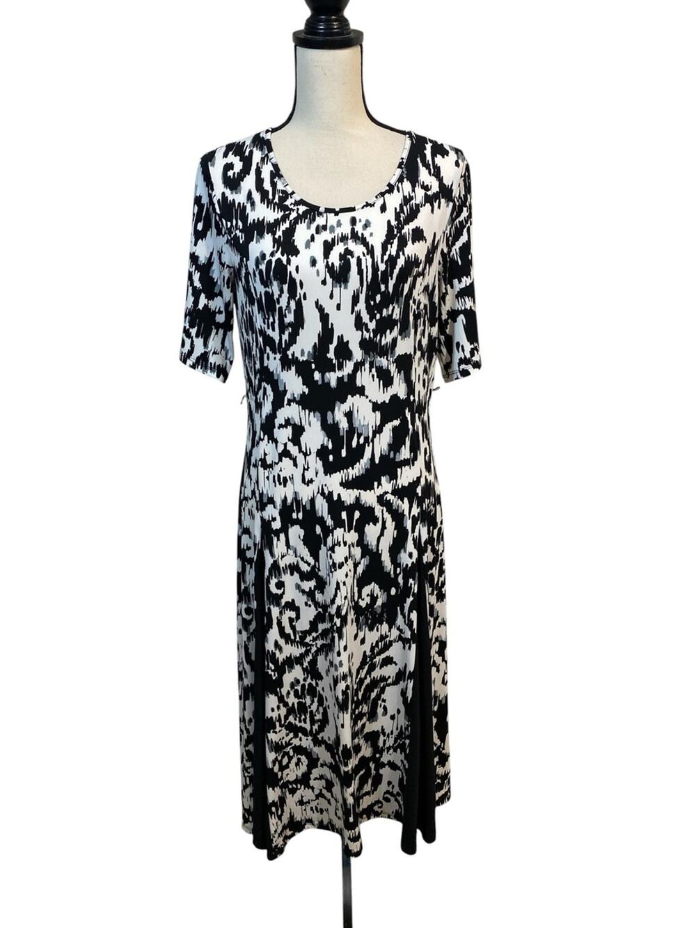 Nina Leonard Black and White Stretch Jersey Short Sleeve Dress MP